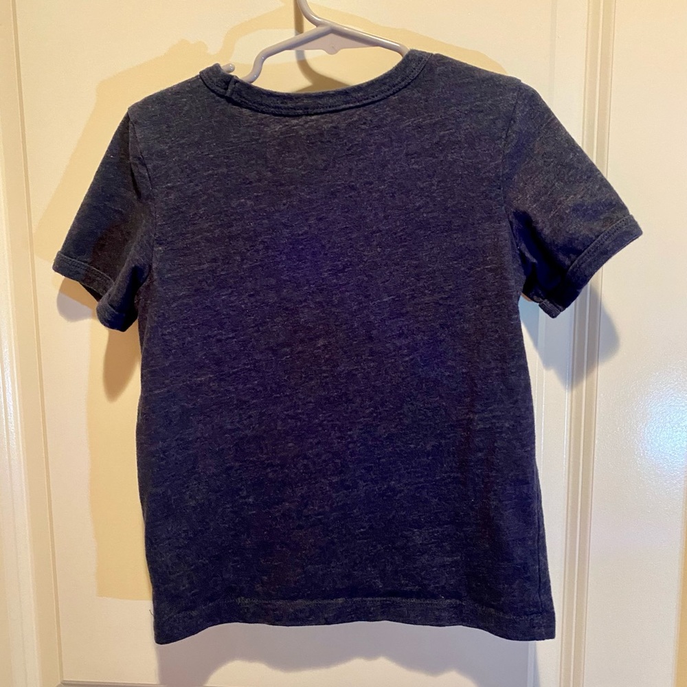 Boys OshKosh Short Sleeve Shirt Size 5T - Picture 6 of 6
